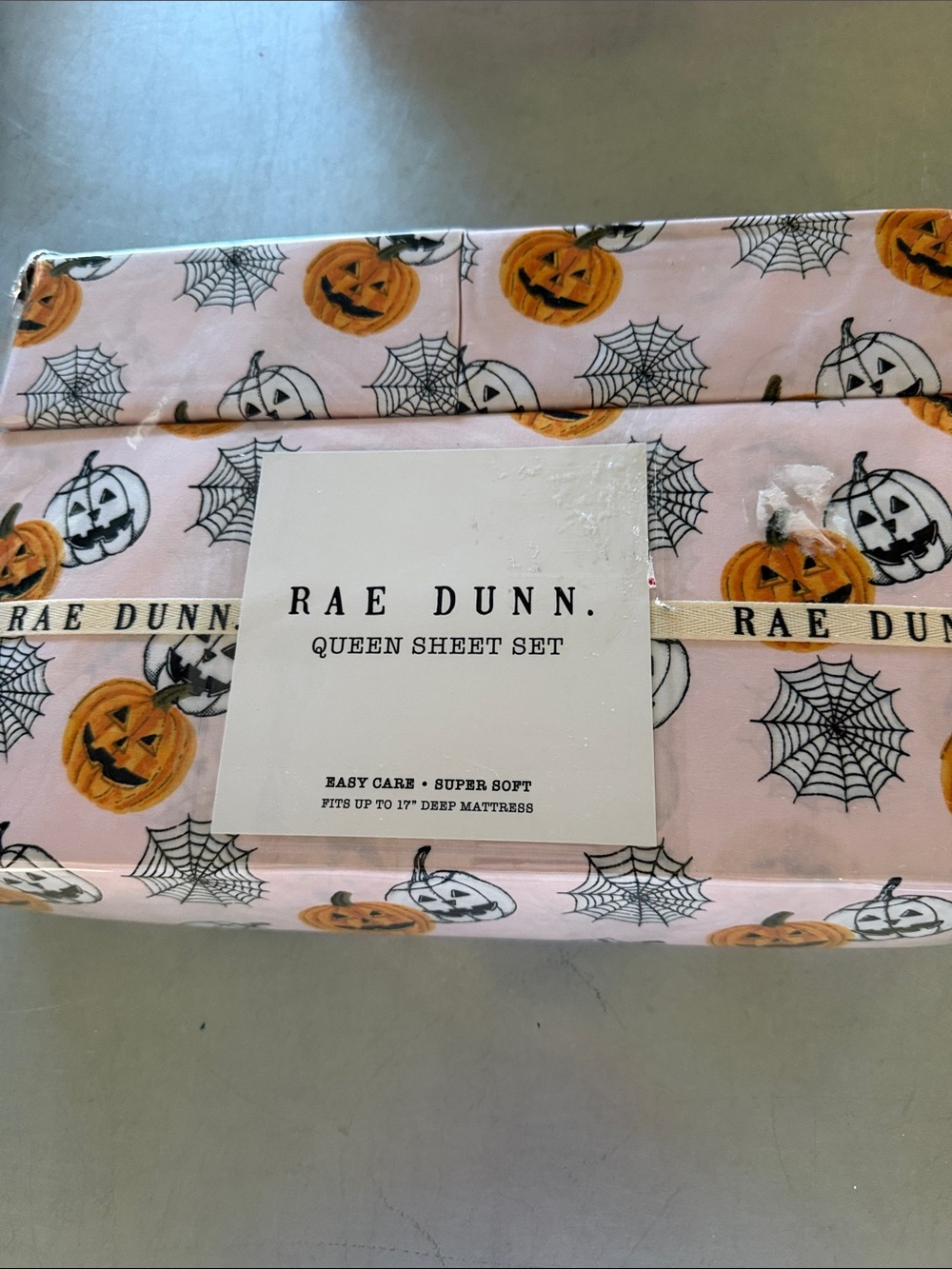 🎃 Rae Dunn Halloween Queen Sheet Set 🎃